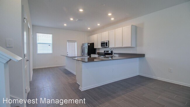 Foto del edificio - 3 br, 2.5 bath House - 11313 Great Rock St