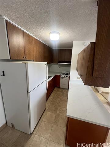 Building Photo - 2651 Kuilei St