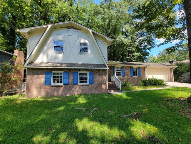 Photo - 2506 Windmere Dr NW House