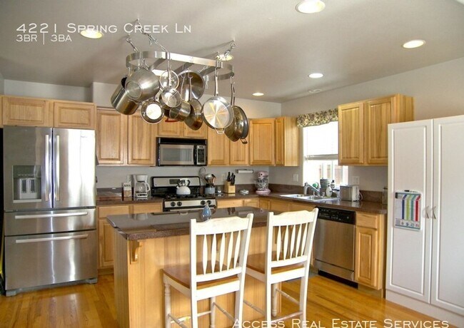 Foto del edificio - 4221 Spring Creek Ln