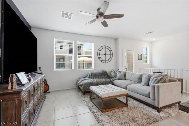 Foto del edificio - 6155 Garden Oasis St