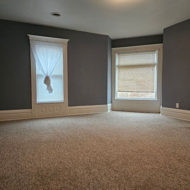 Foto del edificio - 118.5 W Walnut St