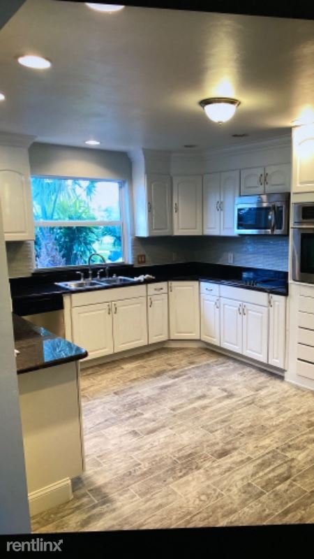 Primary Photo - 3 br, 3 bath House - 1301 Riverhead Ave