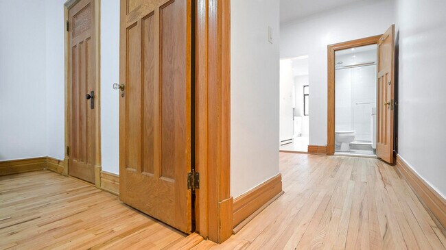 Photo du bâtiment - 4278 Rue Sherbrooke