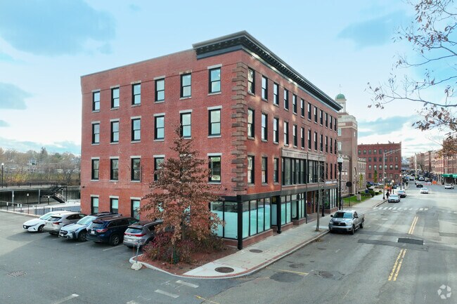 Exterior alternativo - 200 Merrimack St
