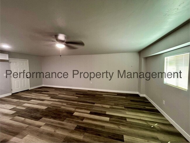 Building Photo - 5012 Yellow Rose Ct