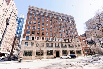 Building Photo - 1255 N State Pkwy