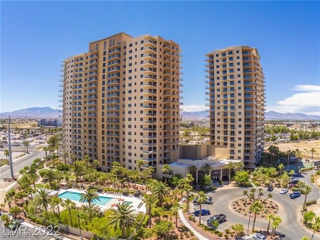 Building Photo - 8255 Las Vegas Blvd