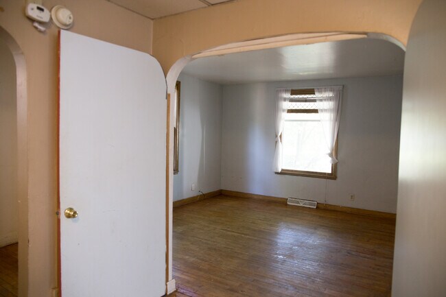 Foto del edificio - 644 Ontario St SE