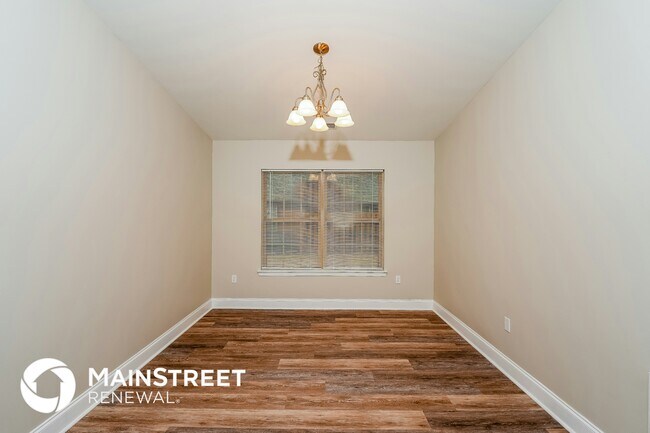 Foto del edificio - 2084 Edgewood Dr