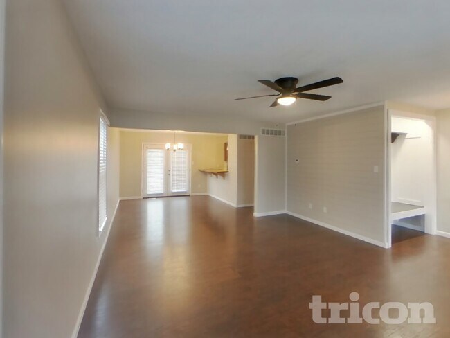 Foto del edificio - 4064 Jessica Dr