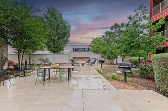 Building Photo - 4361 S Congress Ave