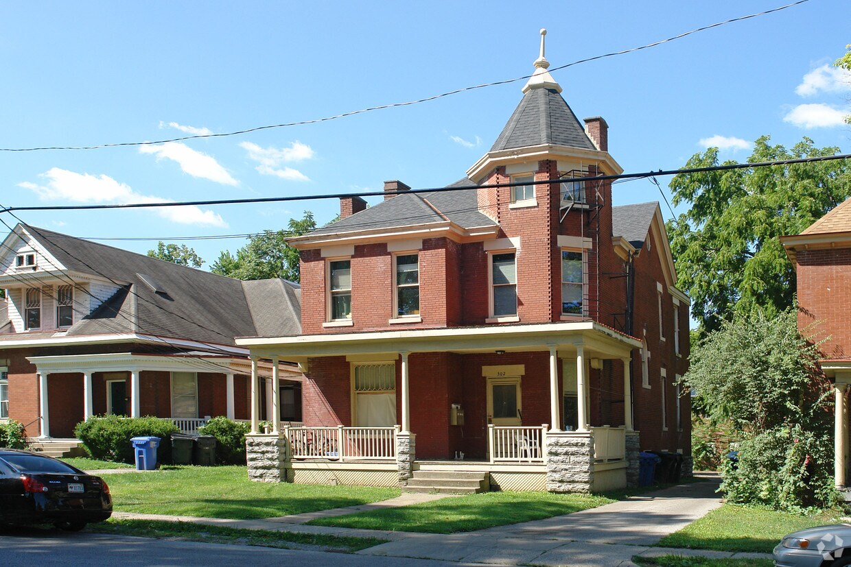 Primary Photo - 302 E Maxwell St