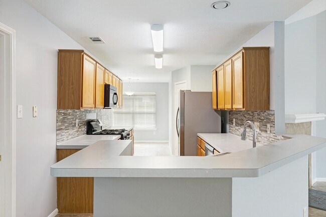 Foto del edificio - 2922 Abbey Field Dr