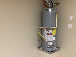 Building Photo - 15602 Jasmine Tree Ln