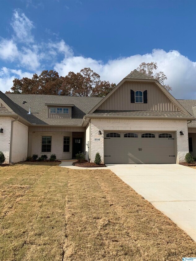 114 Carr Ln, Madison, AL 35757 Townhouse for Rent in Madison, AL