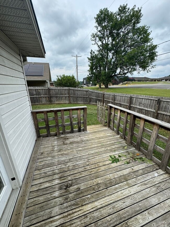 Building Photo - 42 Robbye Ln