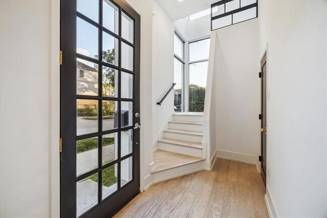 Foto del edificio - 4218 Gibson St