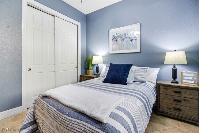 Foto del edificio - 12809 Fairway Cove Ct