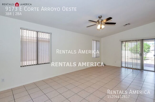 Foto del edificio - SPECIAL PRICING for this East side gem