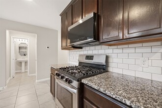 Building Photo - 18343 Stablewood Manor Trail