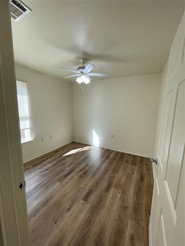 Building Photo - 3201 Royal Crest Dr