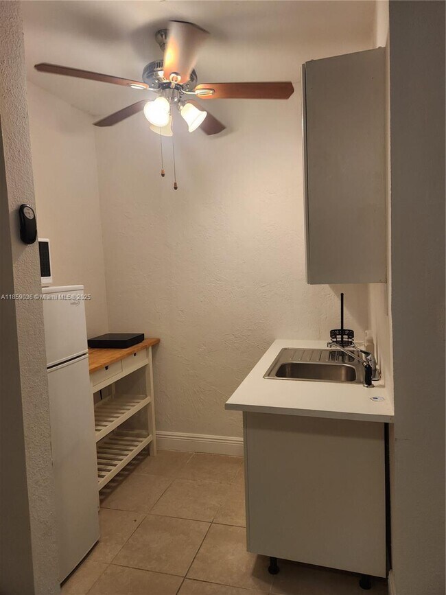 Foto del edificio - 10830 SW 167th St