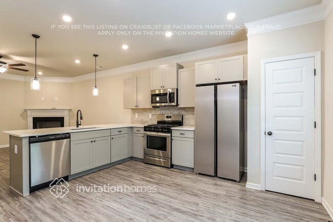 Foto del edificio - 2303 Buford Town Dr