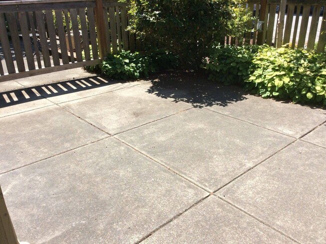 Foto del edificio - Lovely 2BR 1.75BA Issaquah Town Home, Perf...