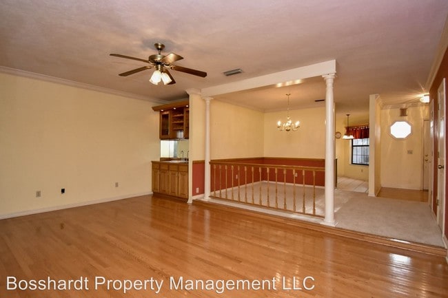 Building Photo - 915 42nd Terrace Lenox Pl