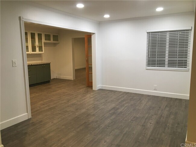 Building Photo - 17232 Orange Dr