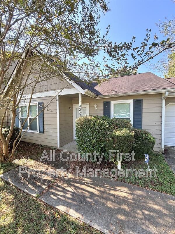 Photo - 2990 Rossburn Ct. House