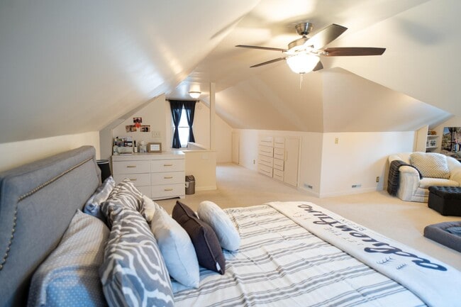 Foto del edificio - 2917 Hampshire Ave S