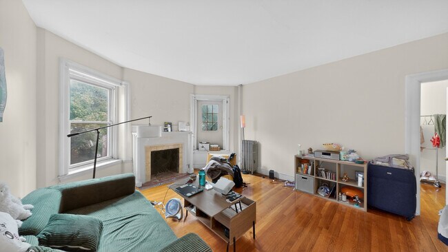 Foto del edificio - 1071 Beacon St