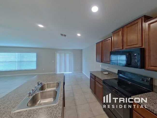 Building Photo - 7030 Wiseman Run Dr