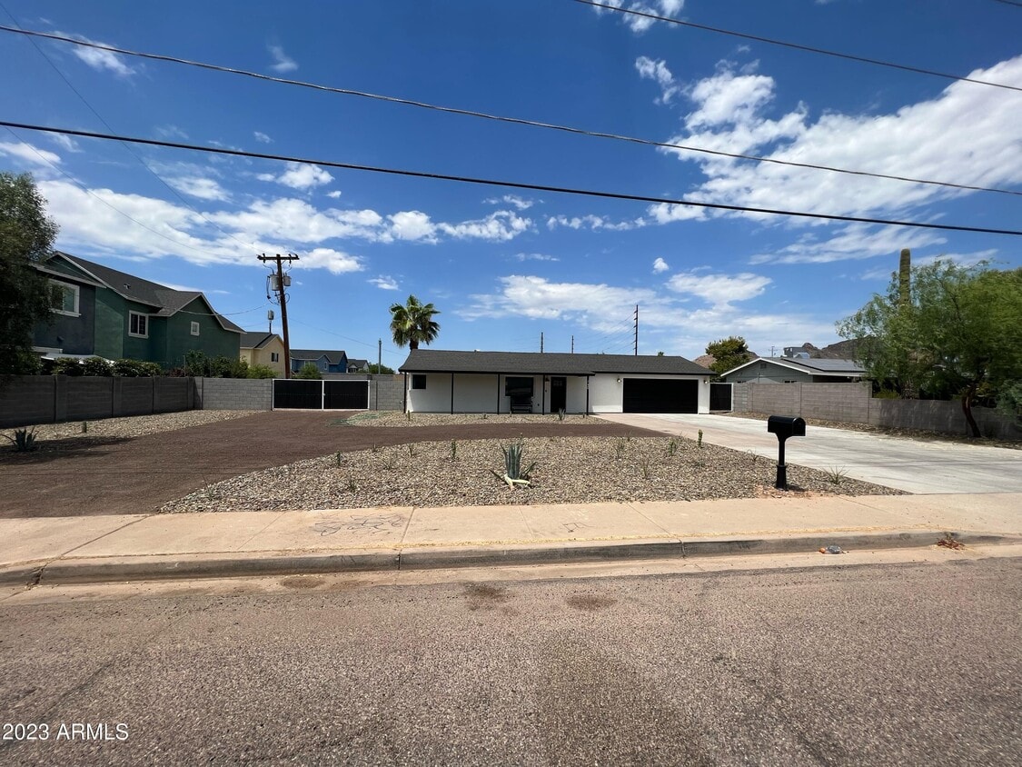 740 E Roberts Rd, Phoenix, AZ 85022 House Rental in Phoenix, AZ