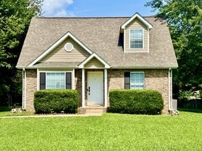 Building Photo - 3421 Oak Lawn Dr