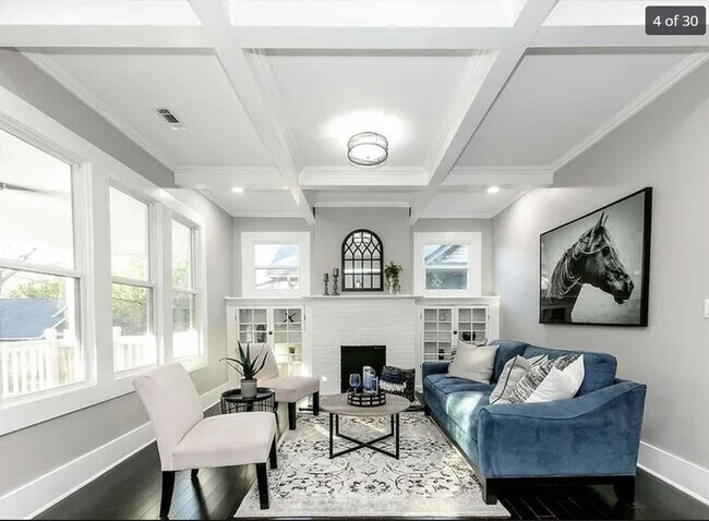 Foto del edificio - Spacious 4BR House in Atlanta