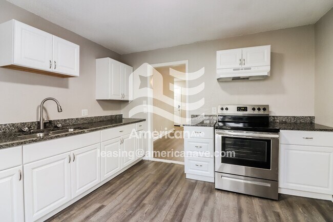 Foto del edificio - 7025 Monroe Ave