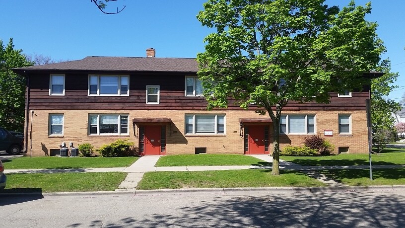 Primary Photo - 902 S Brooks St