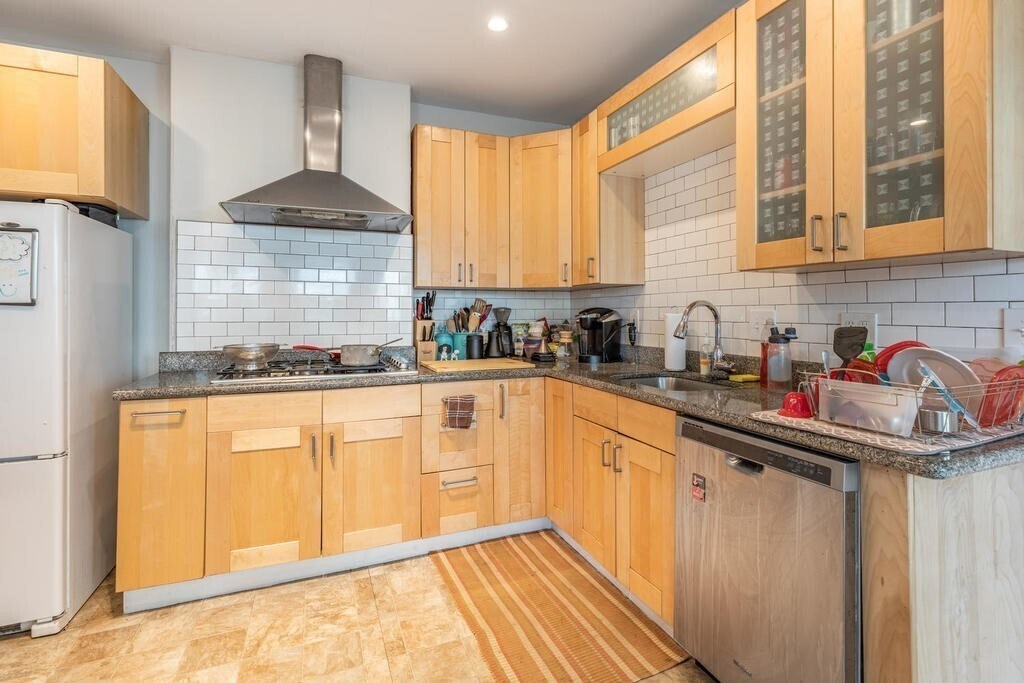 Foto principal - 109 Chestnut St