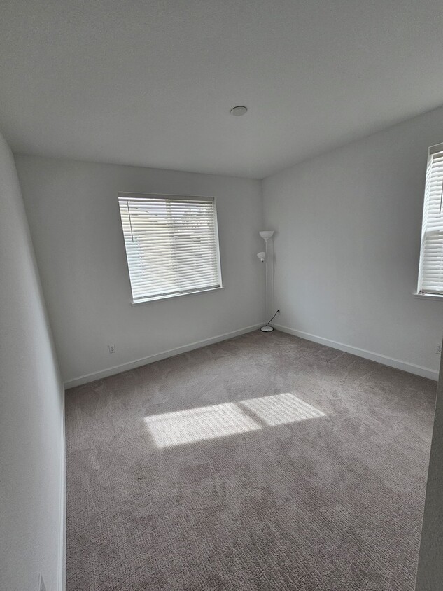 Foto del edificio - 1844 Chandler Dr