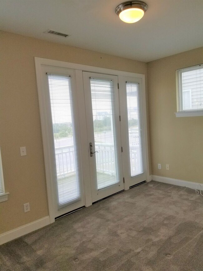 Foto del edificio - 3 Bedroom 2 1/2 bath unfurnished Townhouse located in Surf City-Ocean views