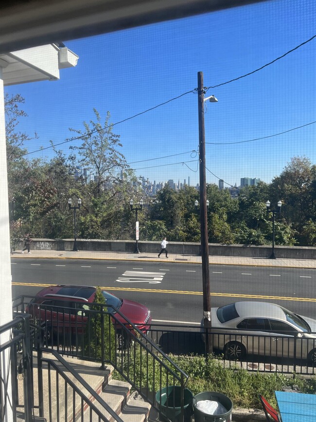 Building Photo - 290 Paterson Plank Rd