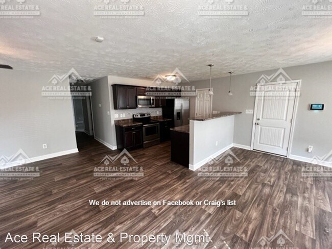 Building Photo - 3 br, 2 bath House - 5119 Thackeray Drive