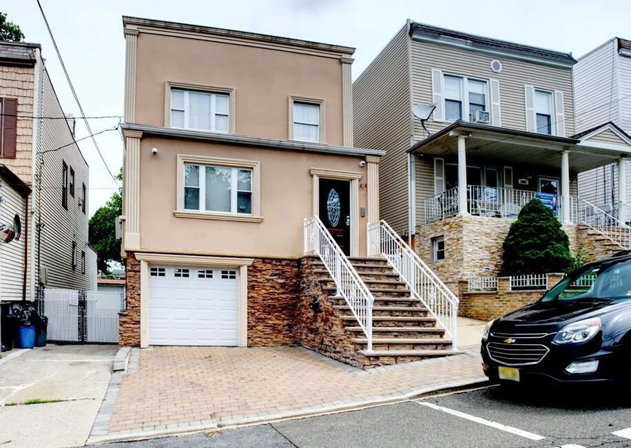 Foto principal - 1404 81st St