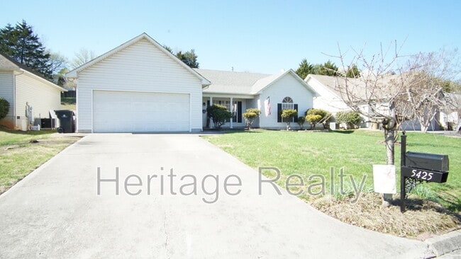 Building Photo - 5425 Crooked Pine Ln