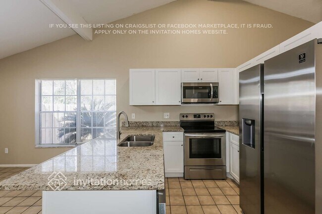 Building Photo - 714 Valley Hill Dr