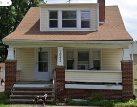 Building Photo - 1043 Oxford Rd