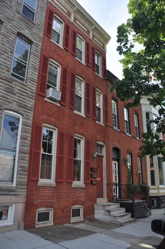 Building Photo - 1328 S Charles St